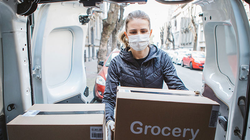 2021 Retail Supplement: How Edge and AI are Transforming Retail Image